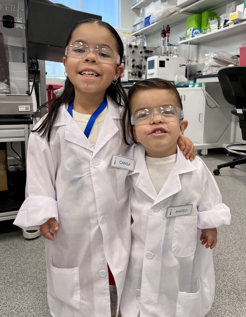 Siblings Camila (left) and Mateo,